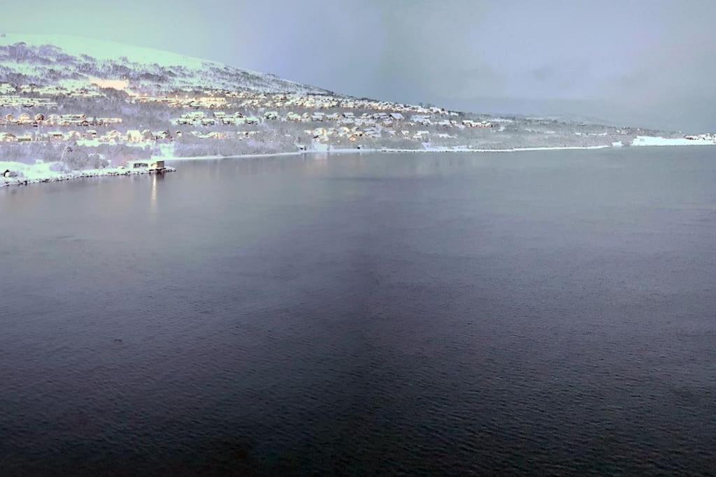Spacious House In Tromso, Perfect For Groups Of Families, Tourists Or Workers Exterior foto