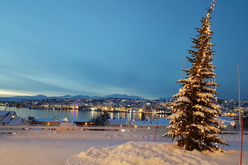 Spacious House In Tromso, Perfect For Groups Of Families, Tourists Or Workers Exterior foto